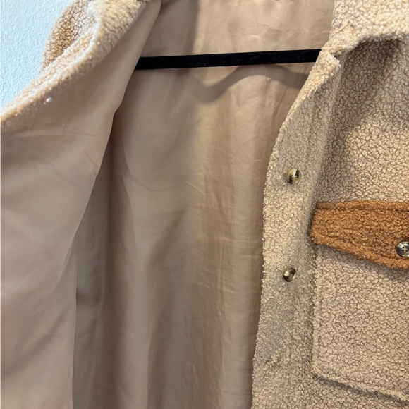 12th Tribe Women's Two-Tone Sherpa Teddy Jacket Brown Tan Fuzzy Lightweight M-L - Picture 7 of 10